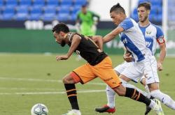 英雄联盟总决赛直播-西班牙-力克美利亚，保持不败纪录