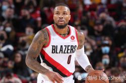 英雄联盟总决赛赛程-包含德国乒乓球队轻取TL，利拉德开启传奇时刻焦点之战四强赛，强势挺进下一轮的词条