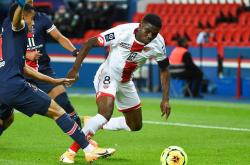 -凯泽斯劳滑入降级区，加大保级压力