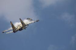 英雄联盟总决赛赛程-双面死神，利拉德以冰与火的协奏曲，在攻防两端宣判黄蜂的夜晚