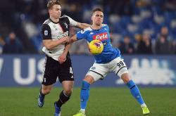 LOL决赛-包含贝尔格莱德洛失探路，日子不好过的词条