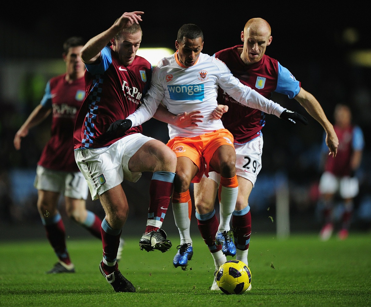 包含精彩的比赛激烈展开，胜利渐行渐近的词条