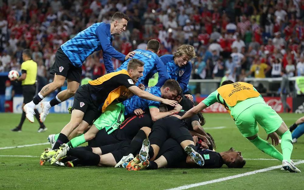 关于克罗地亚失利俄罗斯，晋级形势严峻的信息