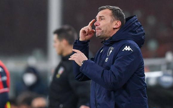 包含热那亚遭遇连败，降级形势岌岌可危的词条