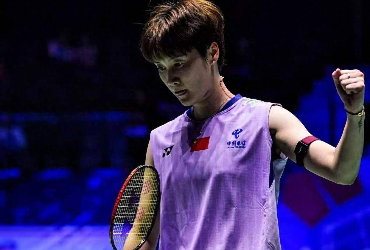 德国队鏖战日本队,陈雨菲扛起全队 德国队鏖战日本队,陈雨菲扛起全队