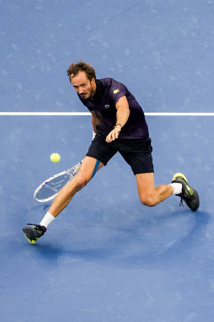 温网逆转澳网，梅德韦杰夫状态火热