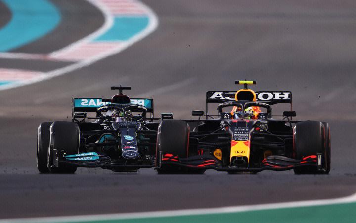 红牛二队逆转红牛车队，汉密尔顿点燃赛场