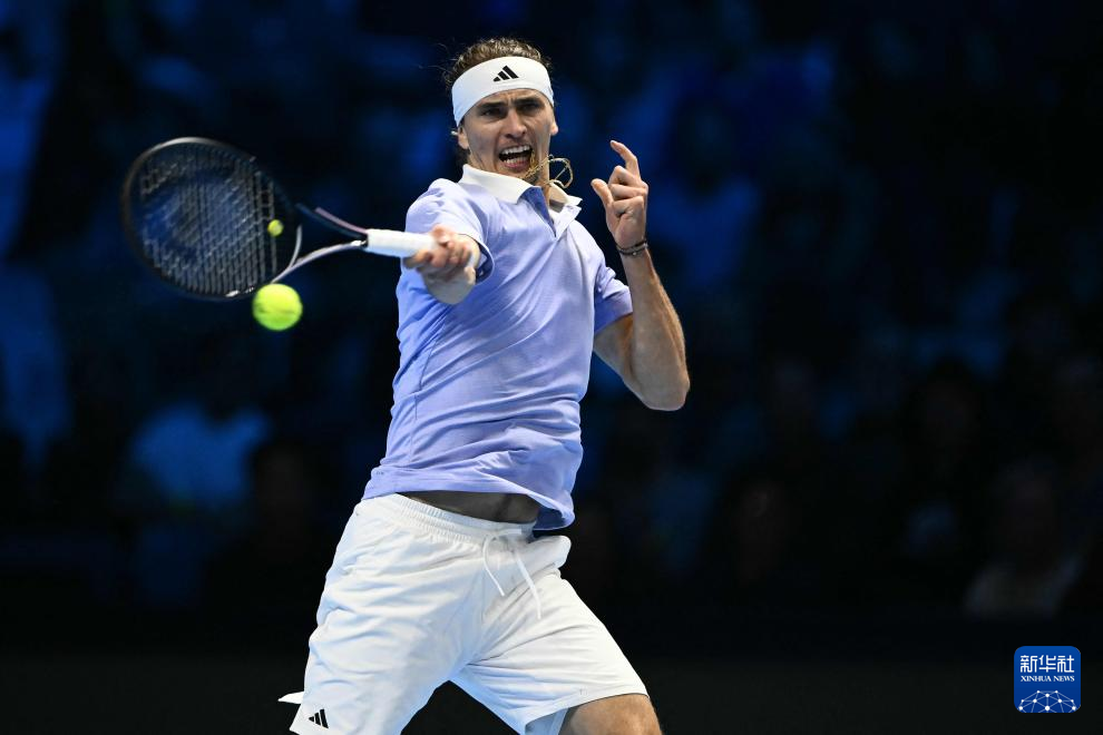 澳网险胜年终总决赛,兹维列夫统治全场 澳网险胜年终总决赛,兹维列夫统治全场
