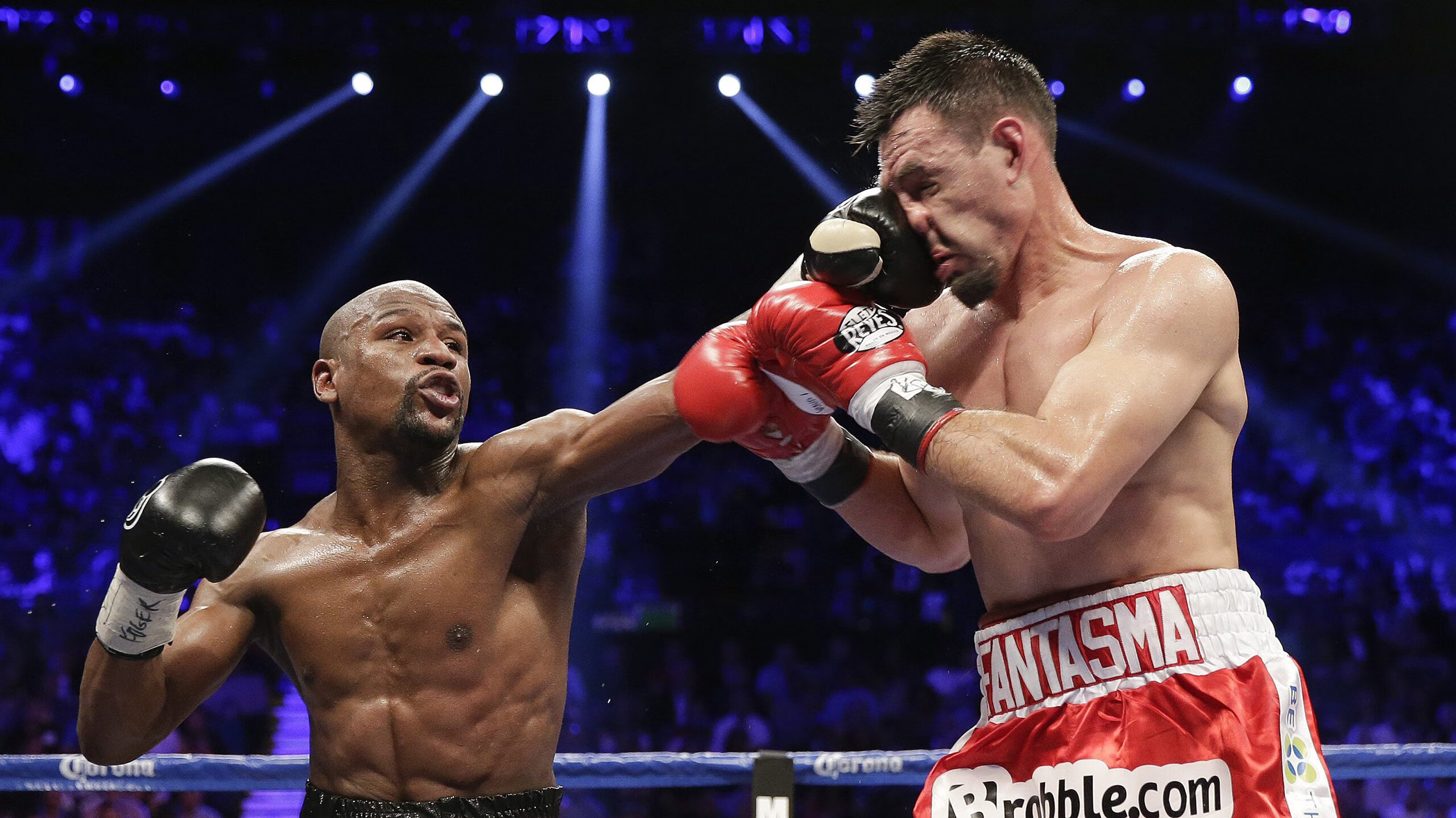 东方已晓,当卡拉斯科跃过历史时,整个潘帕斯正在转身