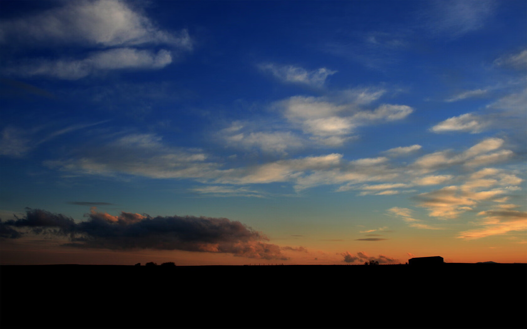 竞技巅峰，浙江队压制上海队彰显团队力量，浓眉欧冠淘汰赛个人英雄主义接管比赛
