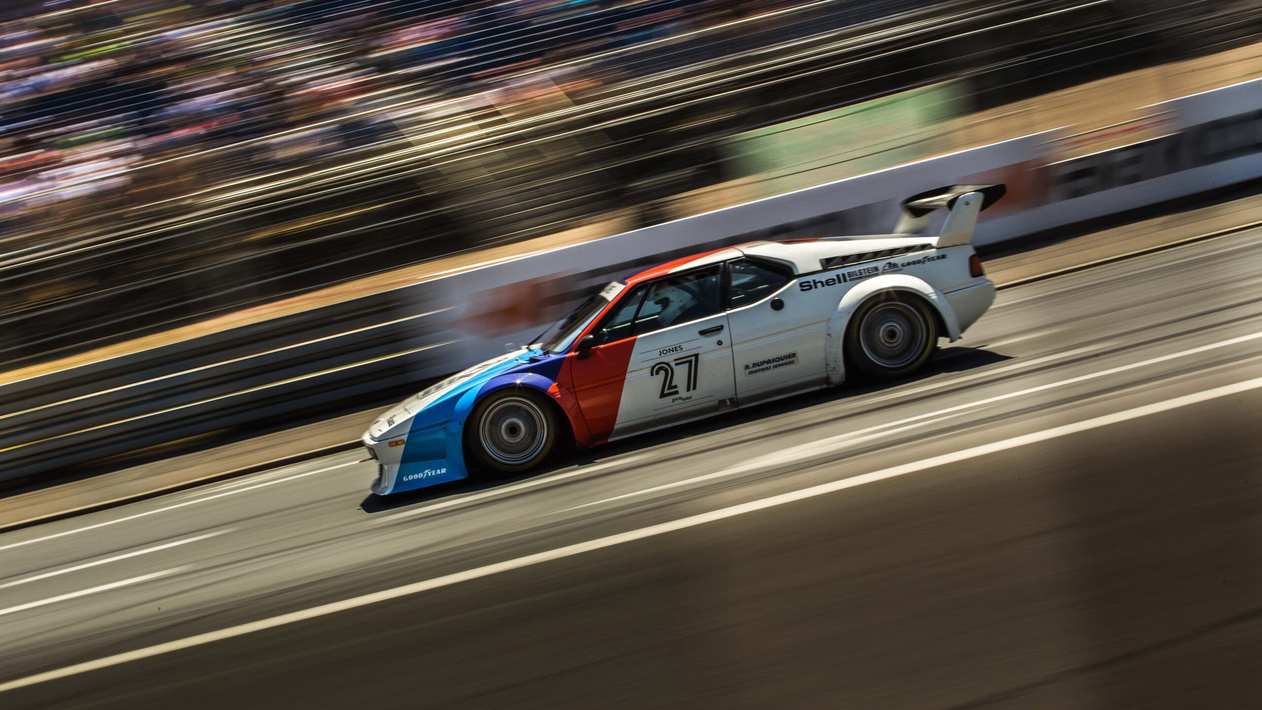 铁血之师的碰撞,当红牛直面雄鹰—巴雷拉在国家荣耀与俱乐部雄心的天平上