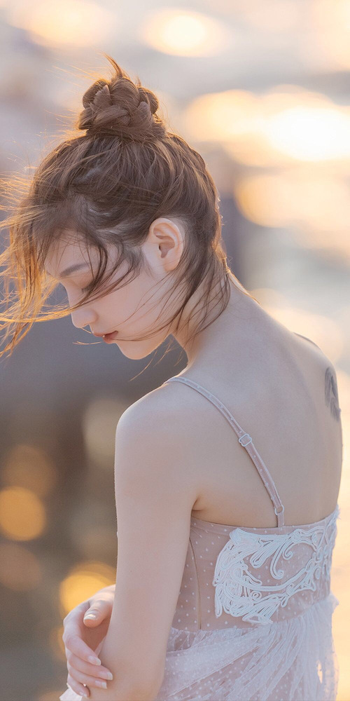 当南部之星照亮奥斯陆,巴雷拉的北欧交响诗