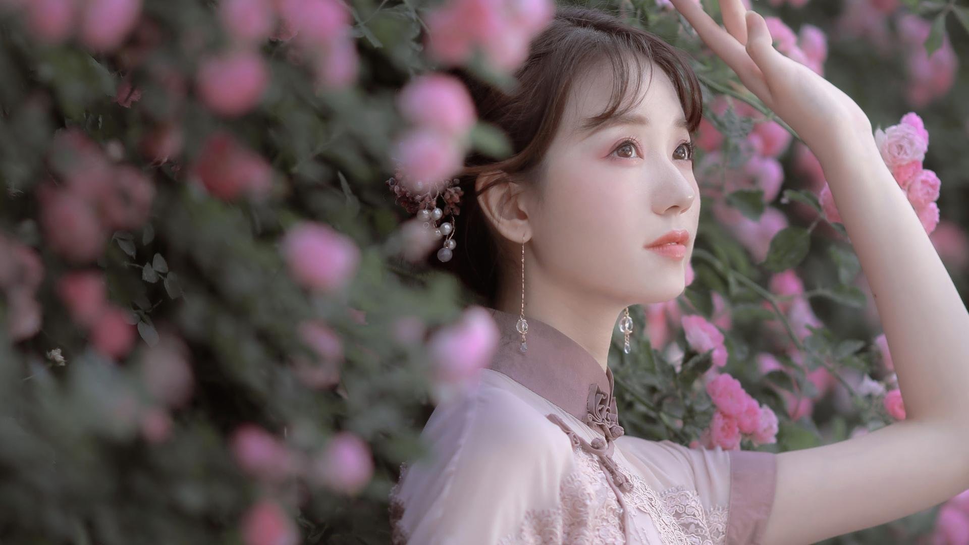 双线奏鸣曲，福登单点爆破与丹麦式体系压制的现代足球启示